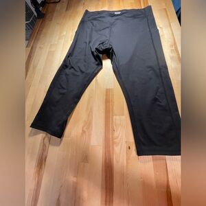 Tek Gear Black Workout Capri Leggings XXL